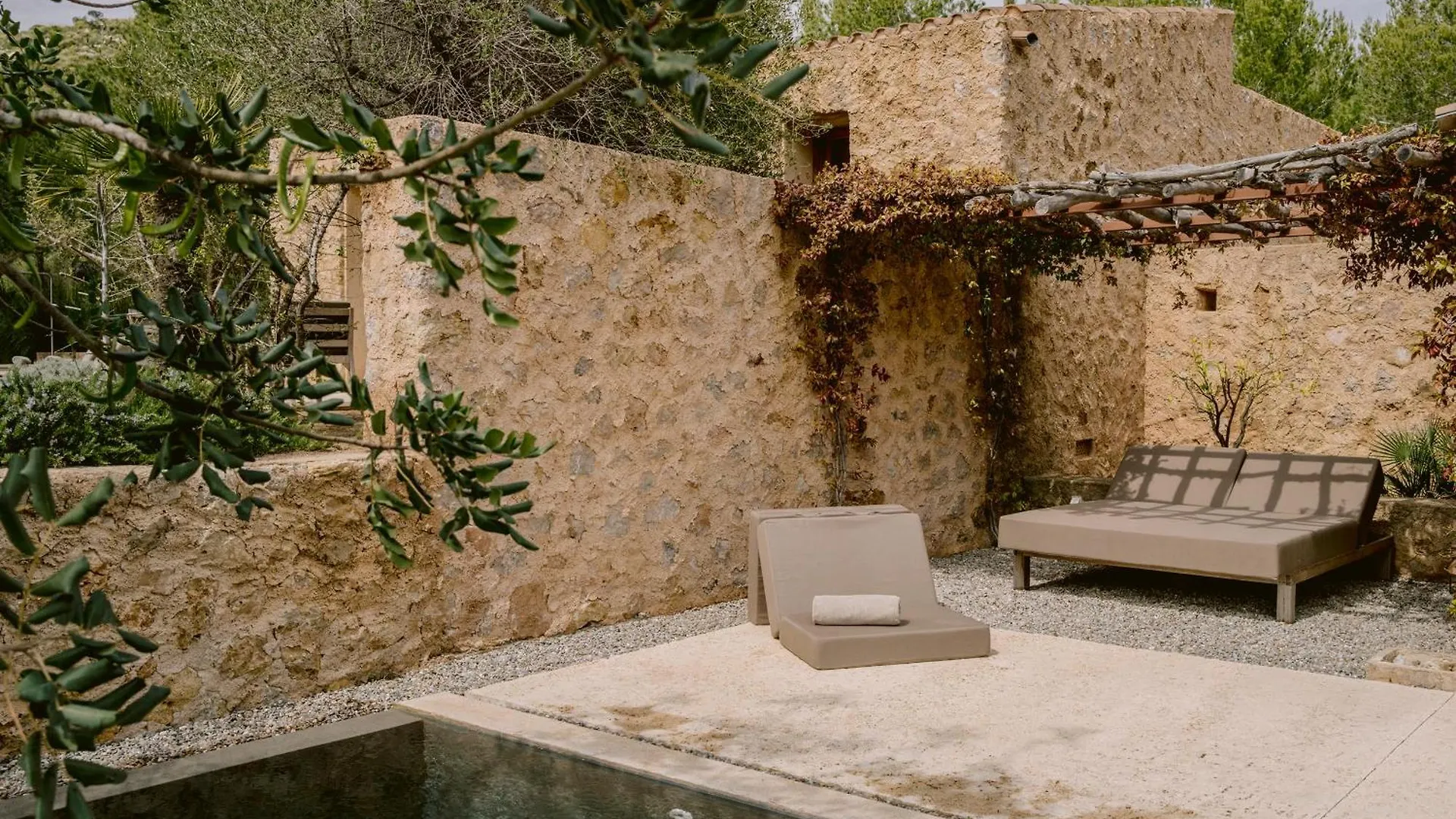 Villa Es Raco D Arta Adults Only